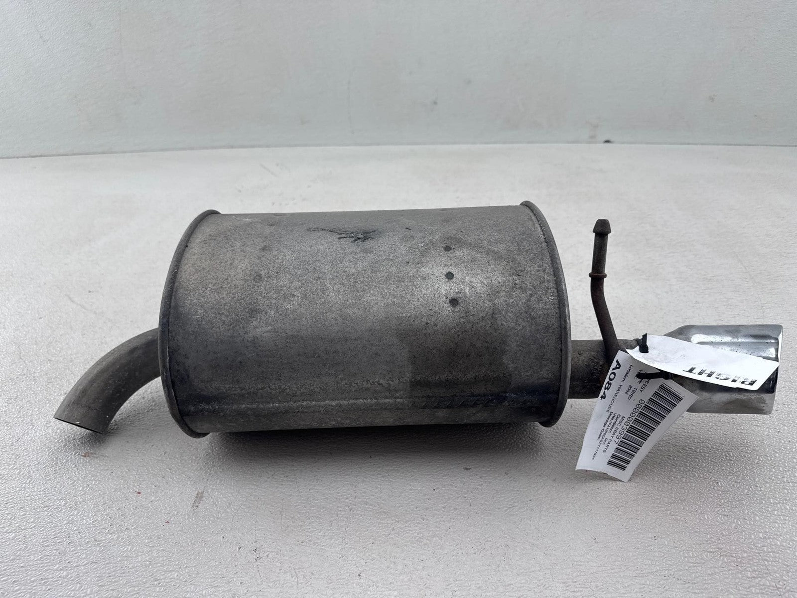 02-05 Ford Thunderbird 3.9L V8 Right Exhaust Muffler OEM 1W6Z-5230-AA