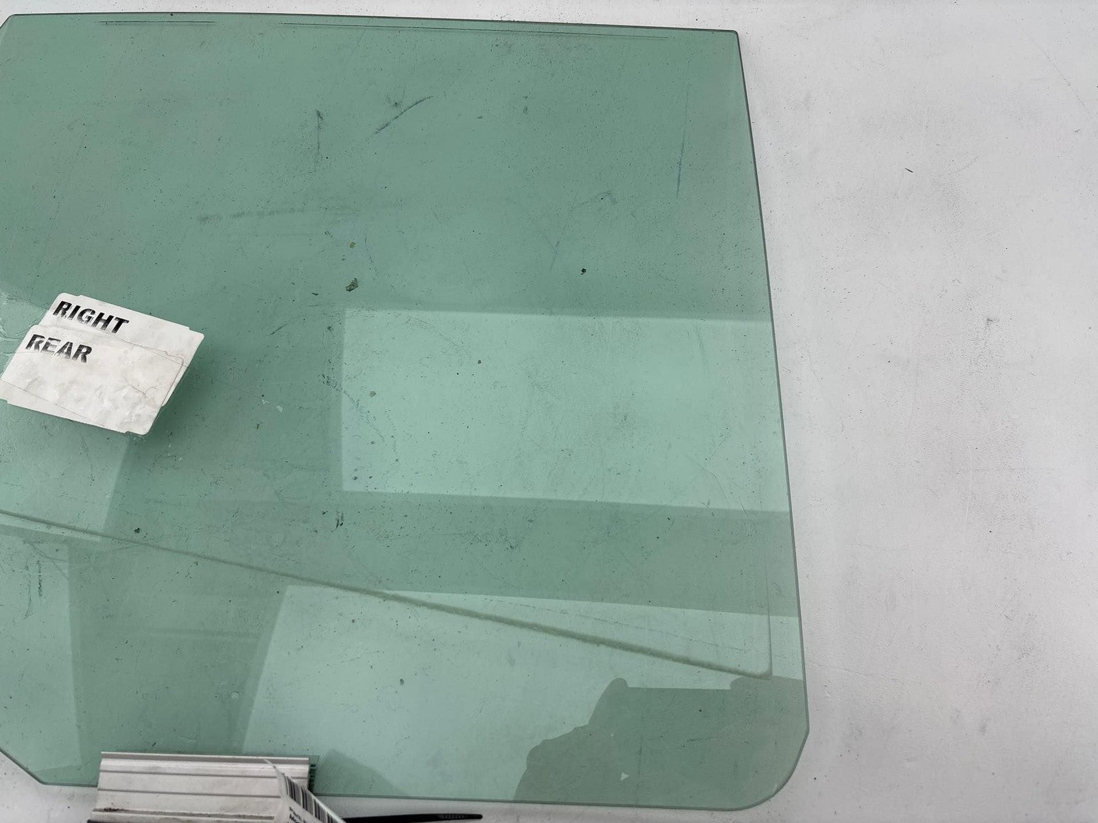 1999-2010 Saab 9-5 Aero Wagon Passenger Right Rear Door Window Glass