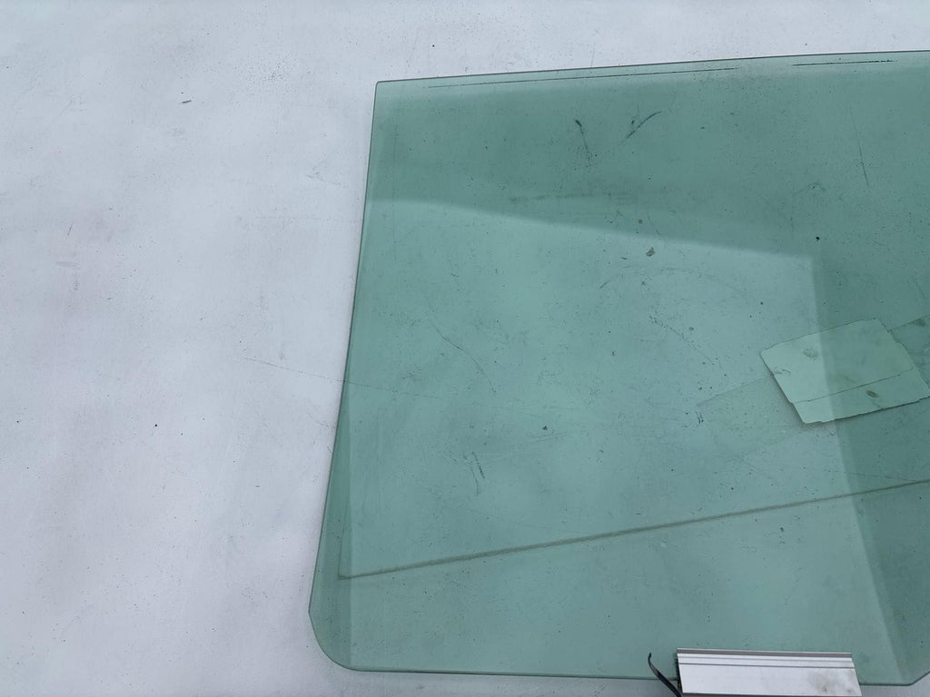1999-2010 Saab 9-5 Aero Wagon Passenger Right Rear Door Window Glass
