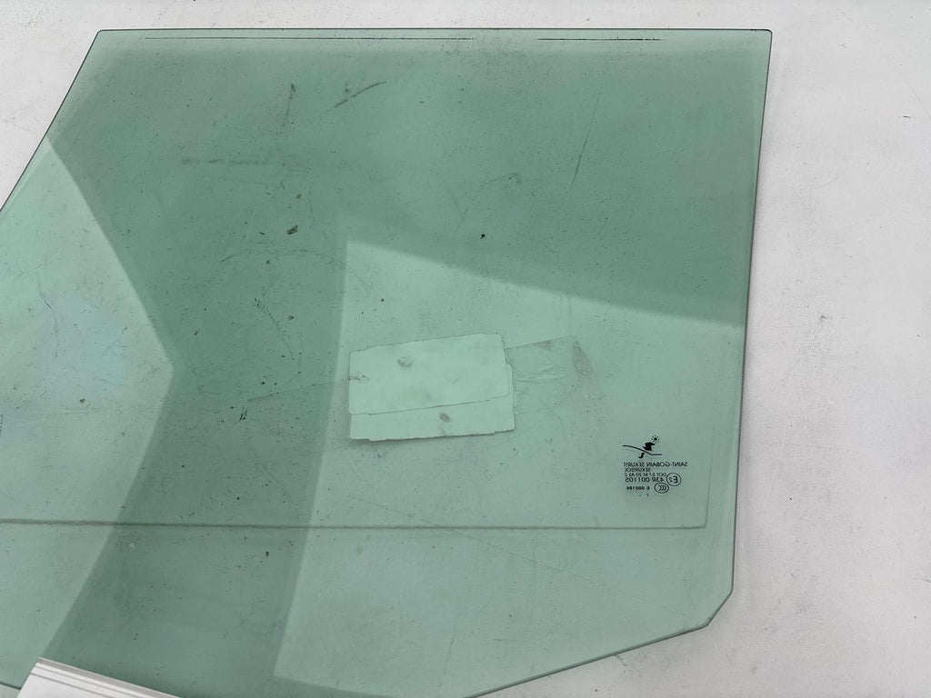 1999-2010 Saab 9-5 Aero Wagon Passenger Right Rear Door Window Glass