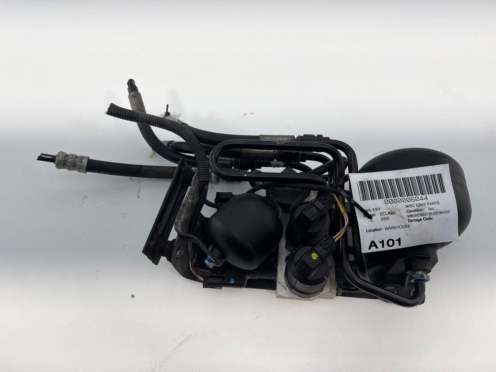 03-11 Mercedes R230 SL550 SL600 Rear Hydraulic Valve Block Suspension Pump OEM