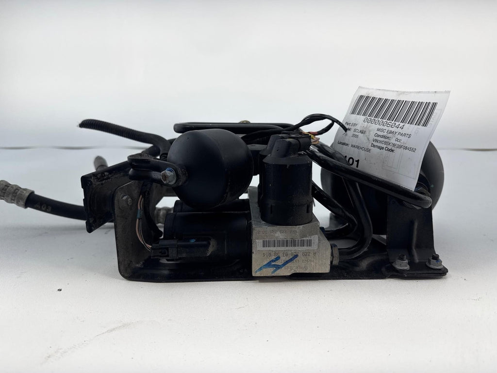 03-11 Mercedes R230 SL550 SL600 Rear Hydraulic Valve Block Suspension Pump OEM