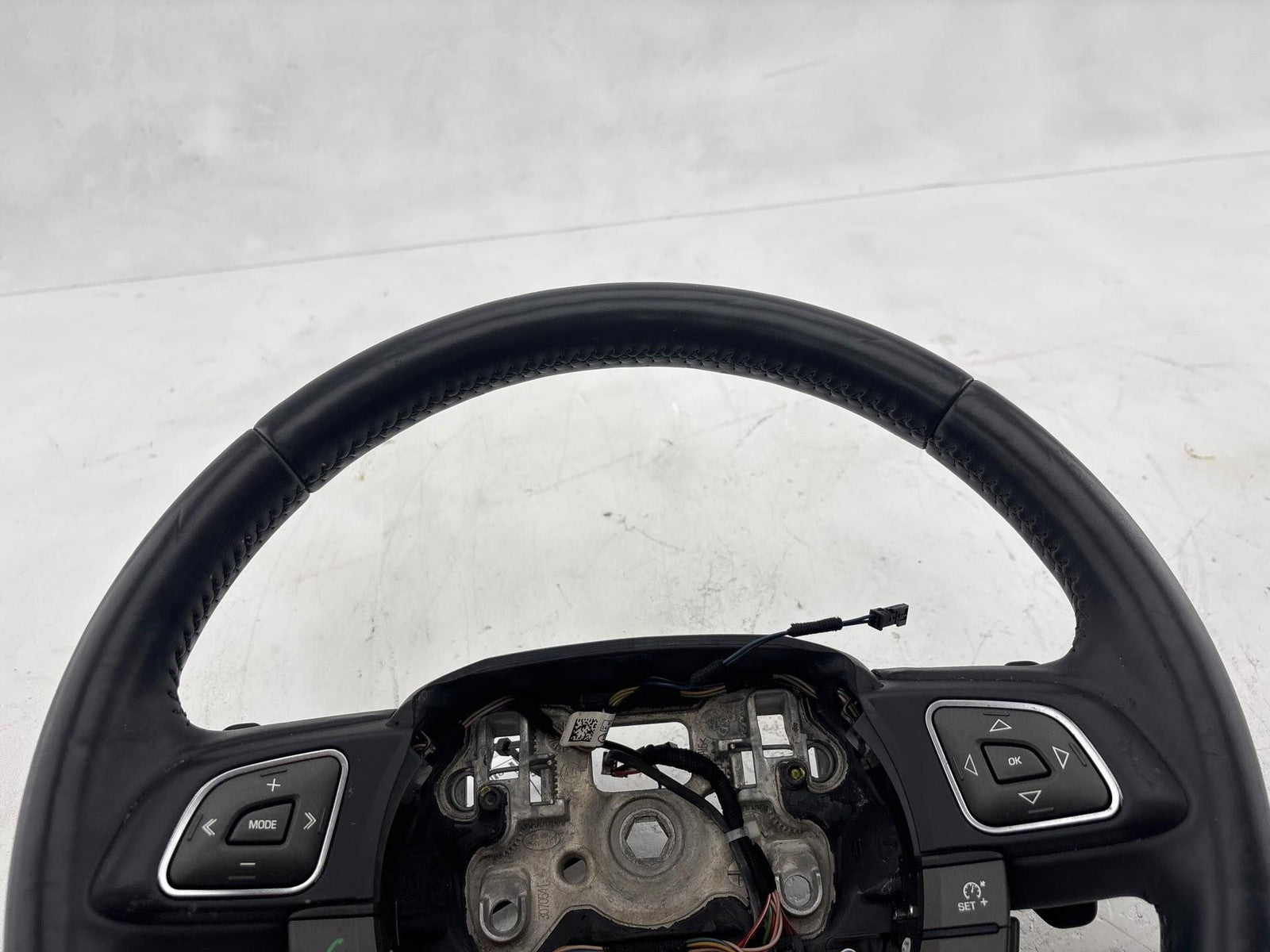 12-19 Land Rover Range Rover Evoque L538 Steering Wheel Black OEM