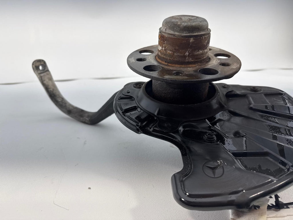 03-12 Mercedes R230 SL550 SL600 Front Left Side Spindle Knuckle Hub OEM