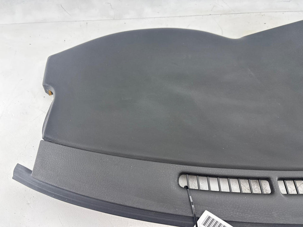 00-02 Saturn Sw2 Dash Upper Defroster Grille Cover Panel