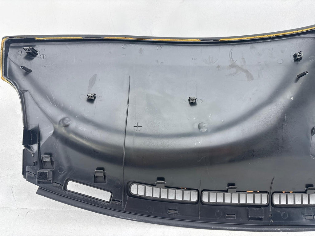 00-02 Saturn Sw2 Dash Upper Defroster Grille Cover Panel