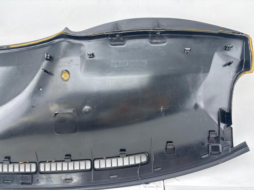 00-02 Saturn Sw2 Dash Upper Defroster Grille Cover Panel