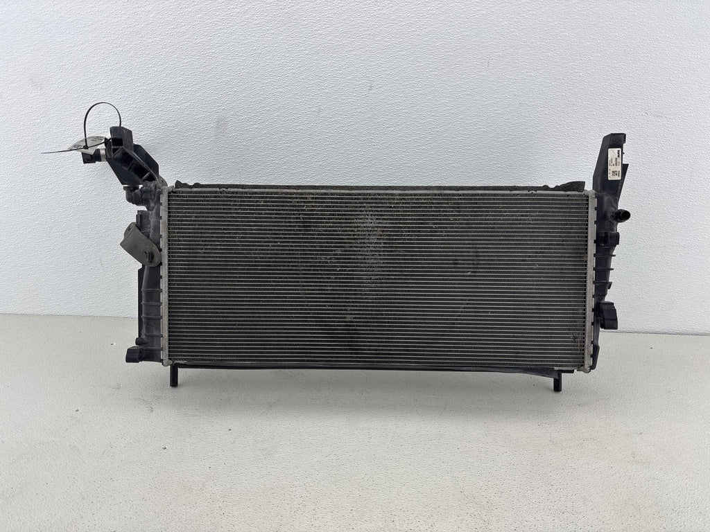 16 - 19 RADIATOR BMW BMW X1 F48 X2 F39 28i 28iX 25iX 17118603089 8603089