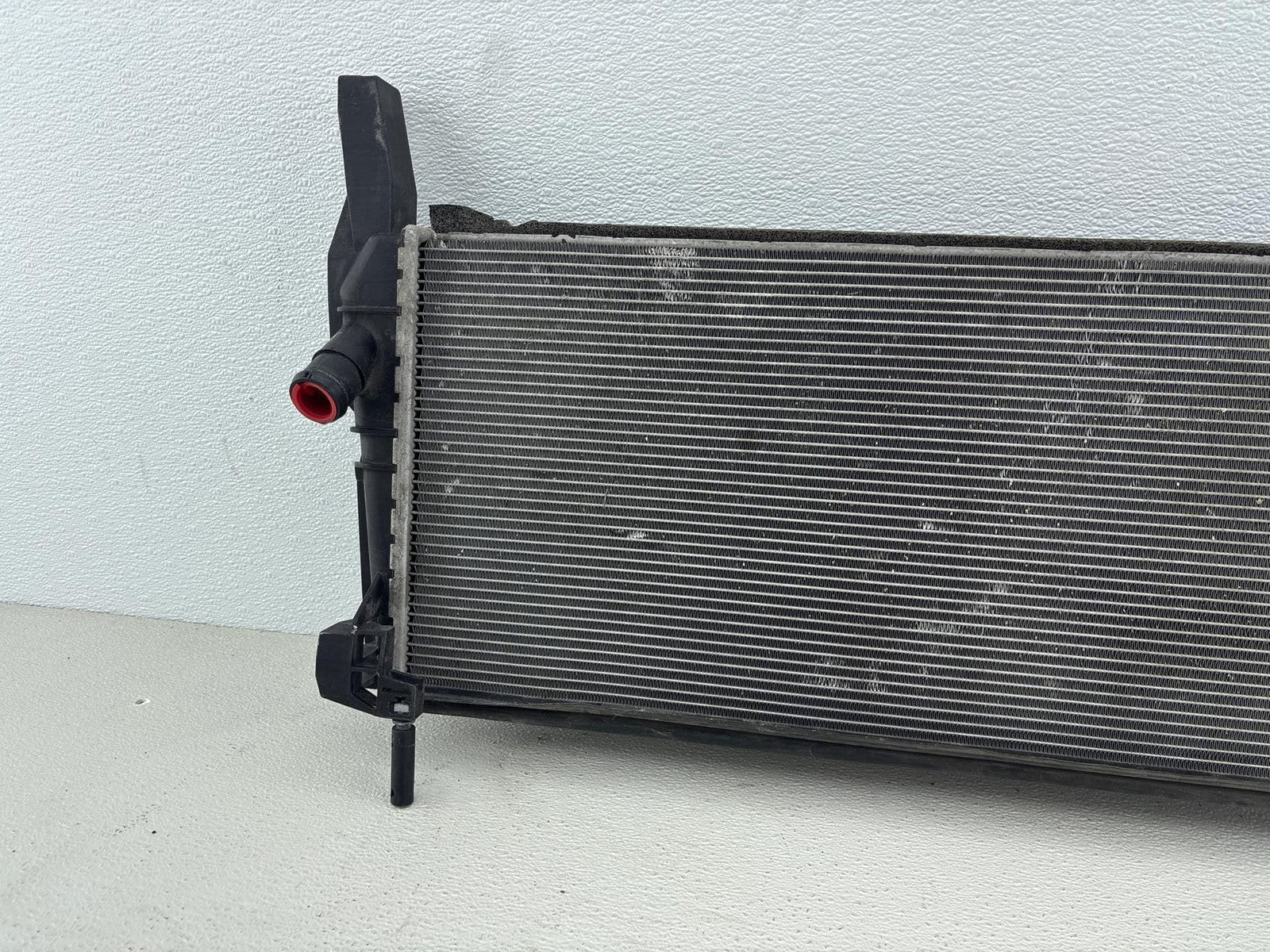 16 - 19 RADIATOR BMW BMW X1 F48 X2 F39 28i 28iX 25iX 17118603089 8603089