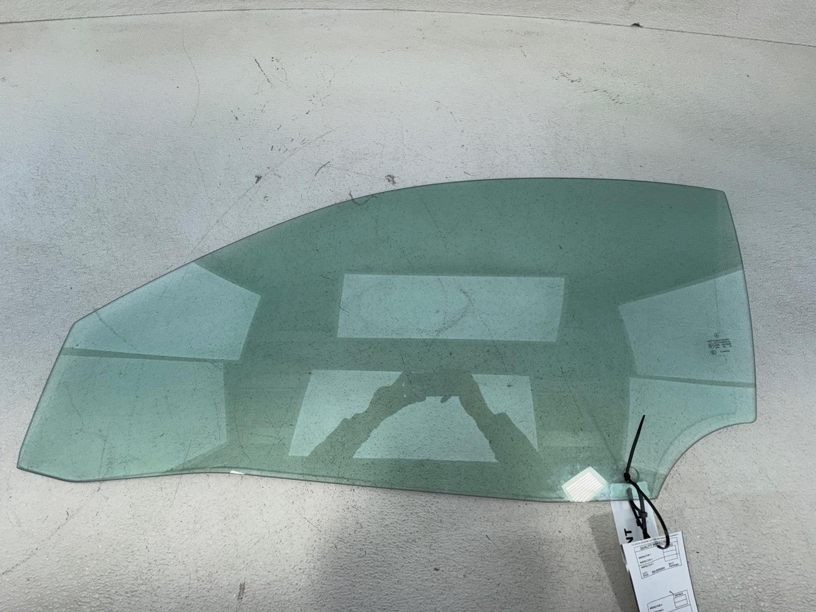 03-12 Mercedes R230 SL600/500/550 Front Left Driver Side Door Window Glass OEM