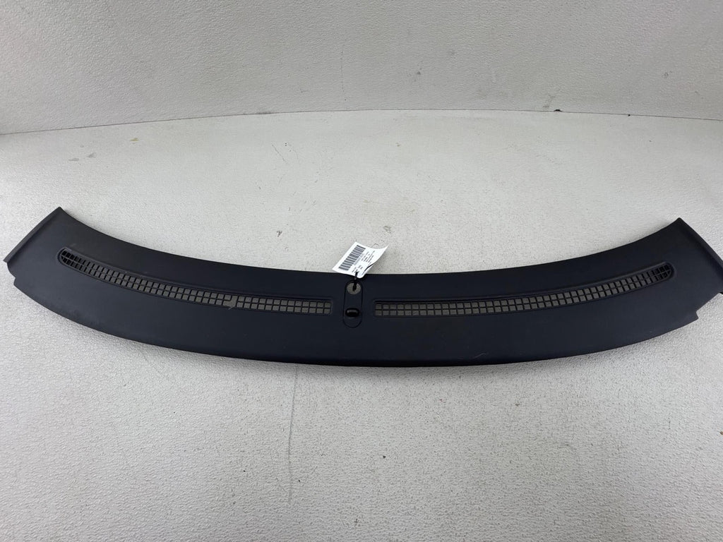 02-05 Ford Thunderbird Front Upper Dash Air Cover Trim Defrost Panel OEM