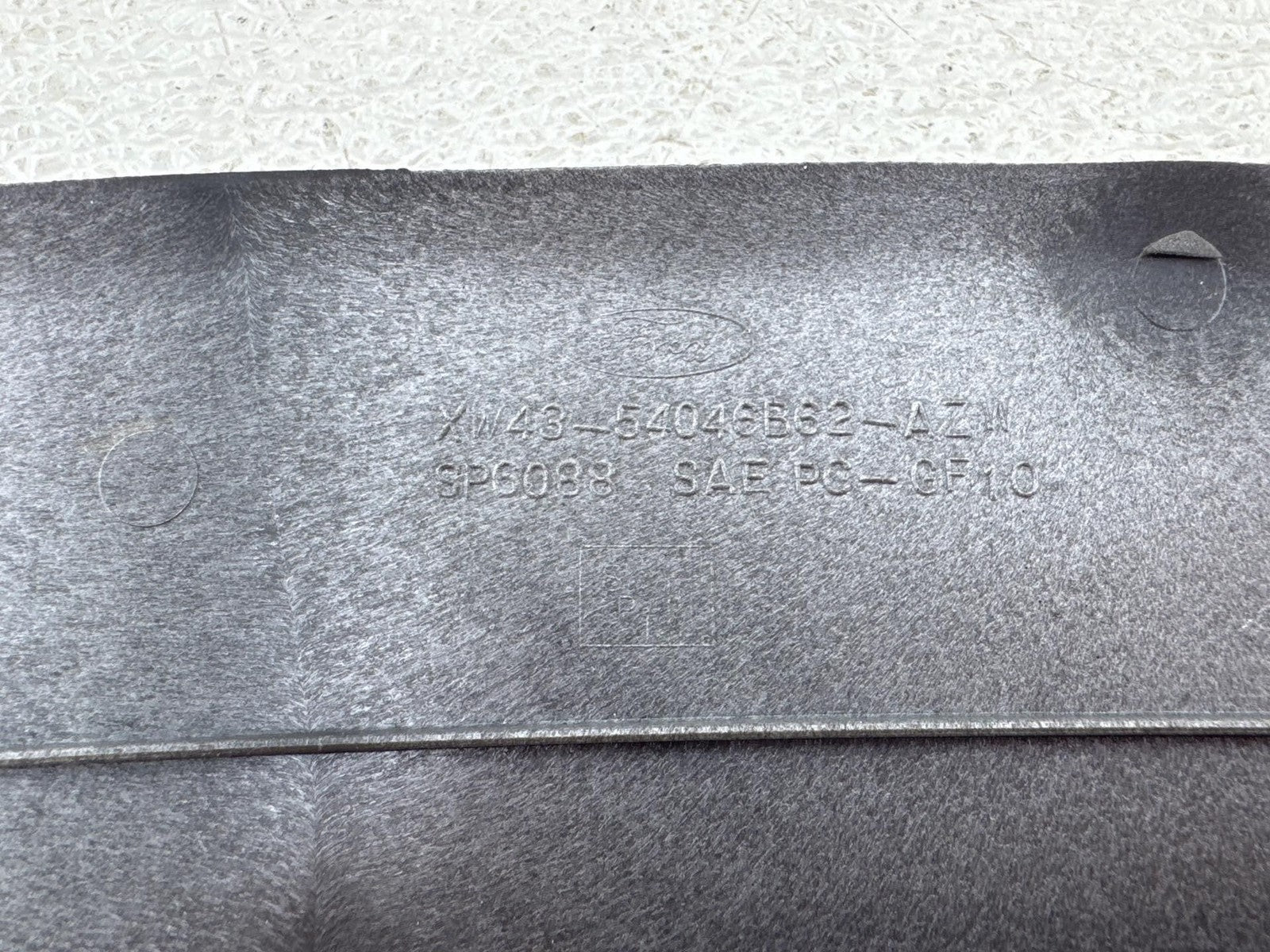 02-05 Ford Thunderbird Front Upper Dash Air Cover Trim Defrost Panel OEM