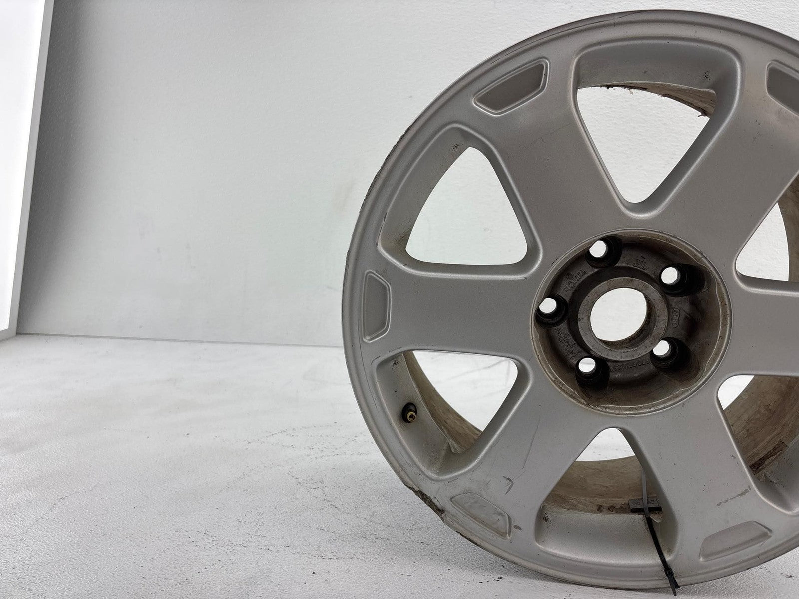 2000-2002 Audi S4 17x7.5 Wheel Rim 5 lug 112mm OEM