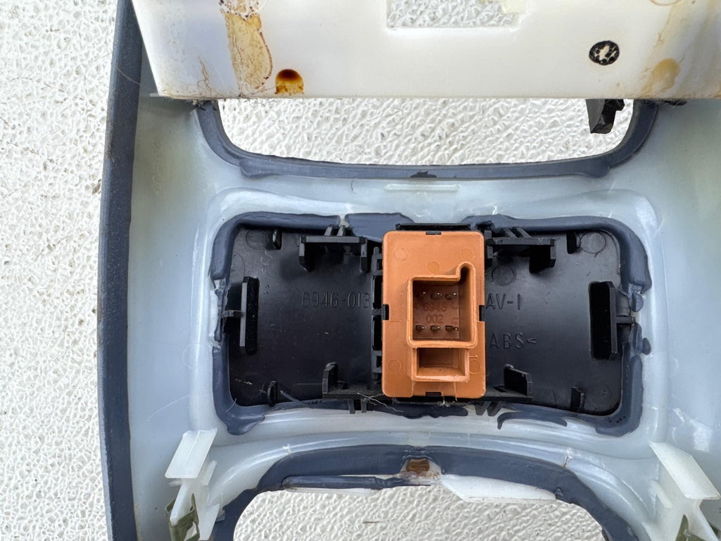 1997-2004 Buick Regal Center Console Trim Oem