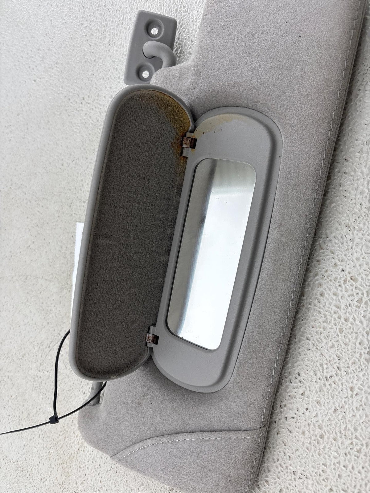 03-06 Mercedes SL600 SL500 SL55 Right Side Sun Visor OEM A2308101410