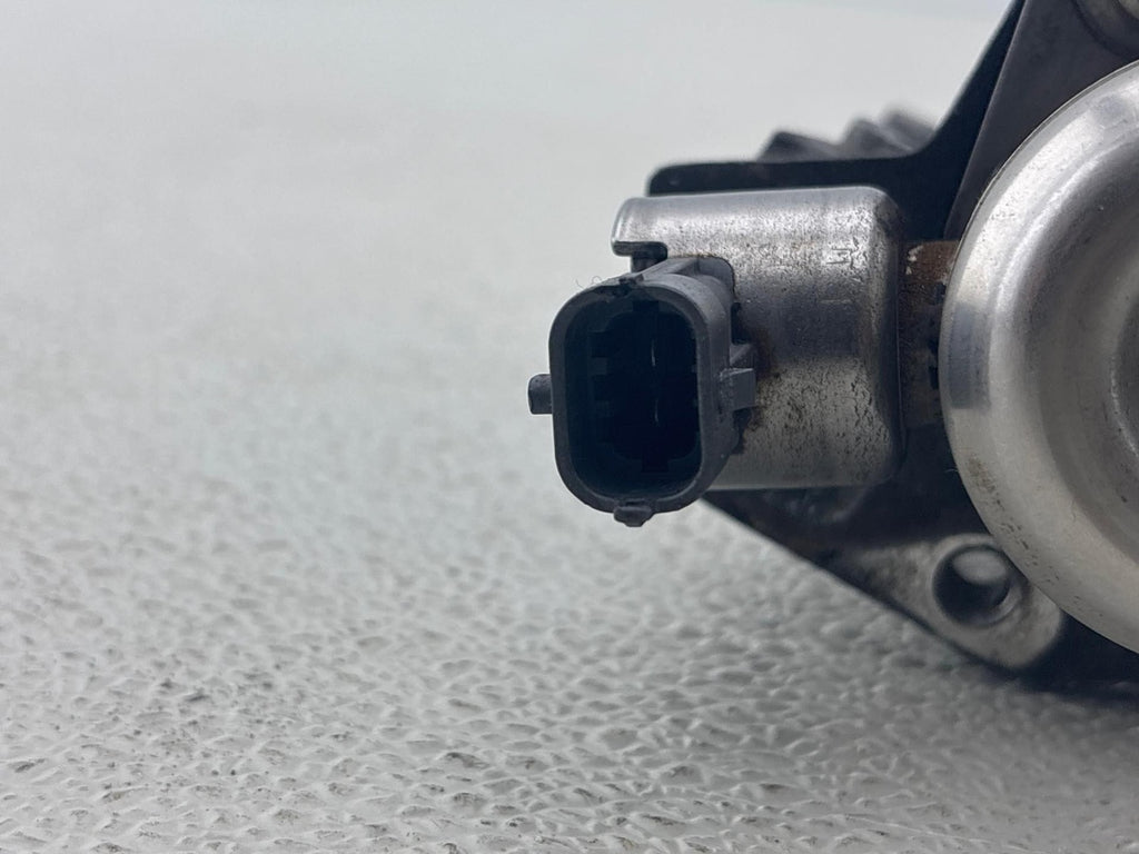 12-17 LR2 Discovery Sport Range Rover Evoque High Pressure Fuel Pump OEM