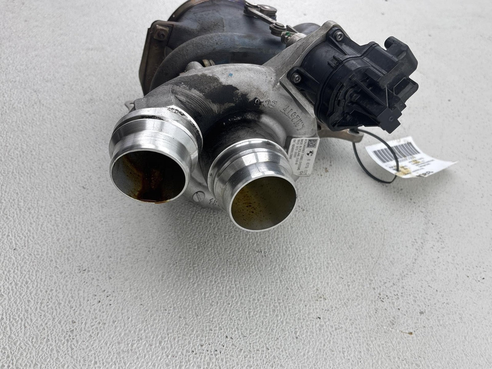 19-23 BMW X5 G05 Turbo 8679021 867902102 18631015061
