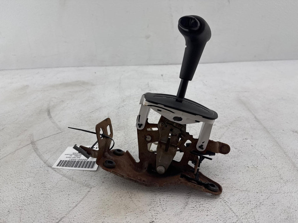 00-02 Saturn S Series Sw Automatic Transmission Shift Lever Assembly Oem