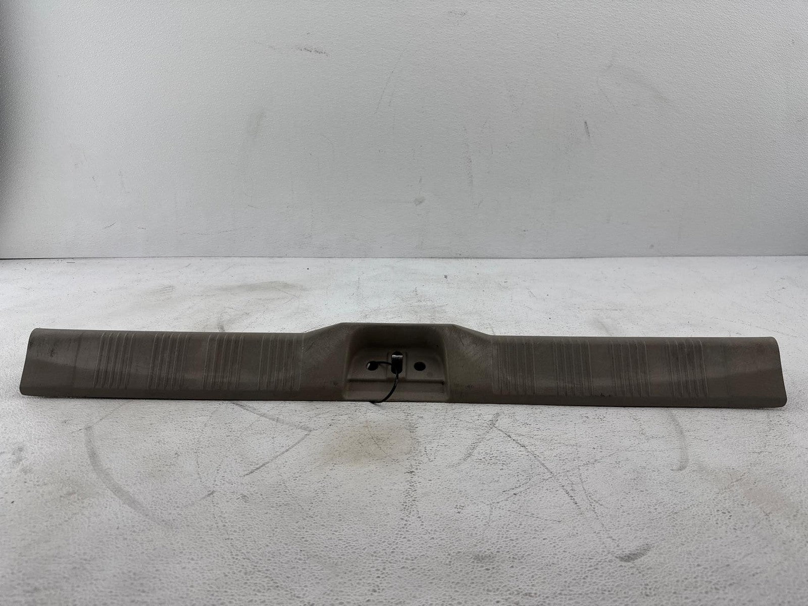 2000 Saturn S Series Sw Trunk Latch Lock Sill Scuff Plate Trim Cover Oem