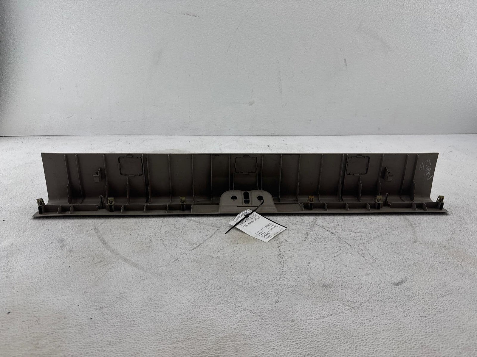 2000 Saturn S Series Sw Trunk Latch Lock Sill Scuff Plate Trim Cover Oem