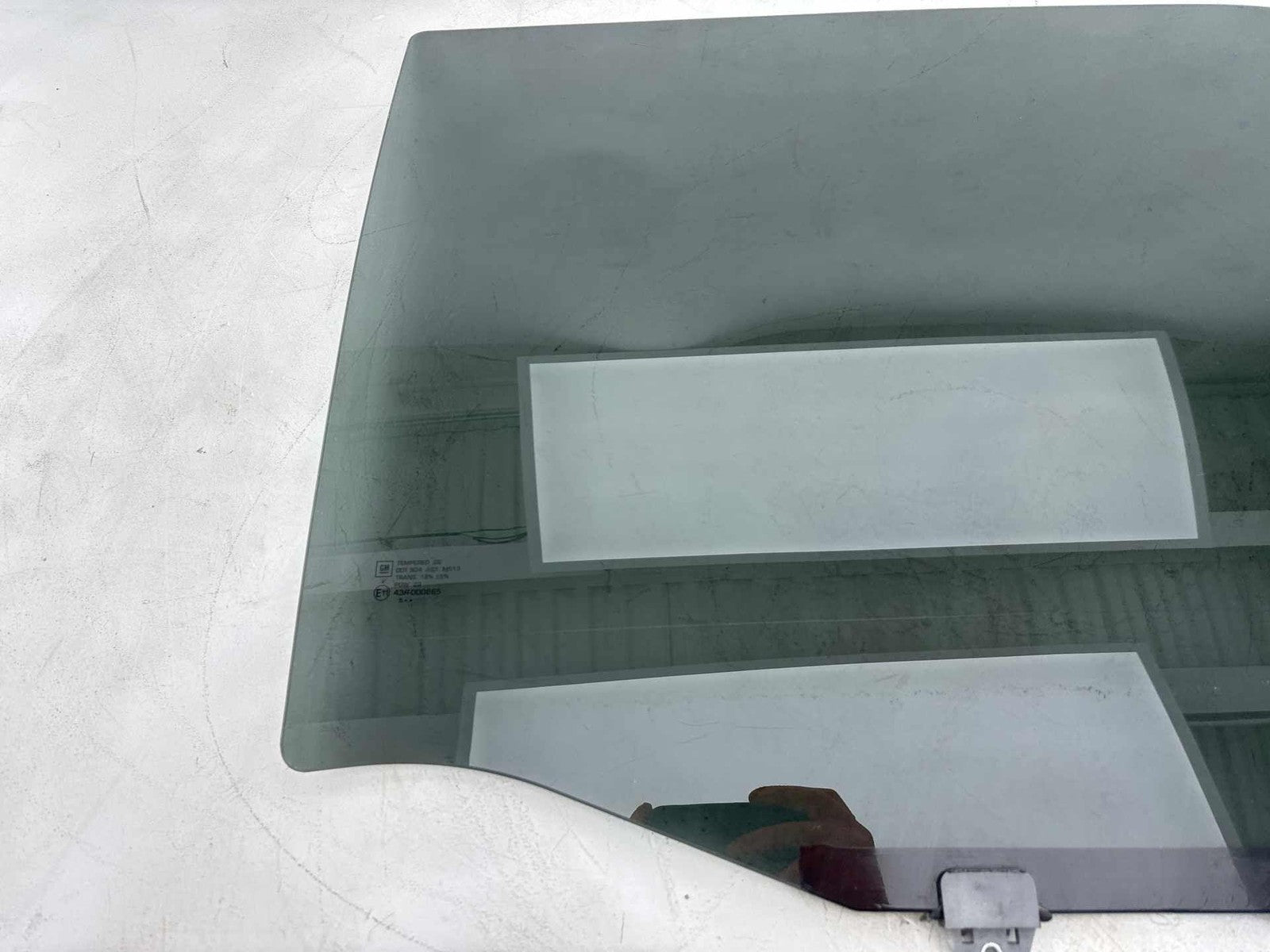 07-17 Gmc Acadia Rear Left Driver Side Door Window Glass Oem