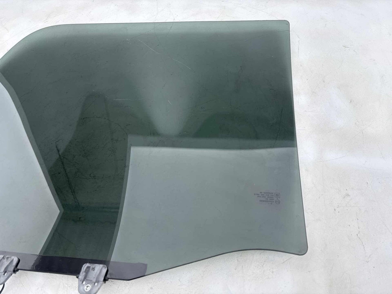 07-17 Gmc Acadia Rear Left Driver Side Door Window Glass Oem