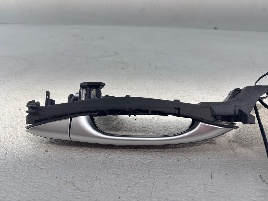 05-06 Mercedes SL600/500 SL55/65 Front Right Exterior Door Handle OEM