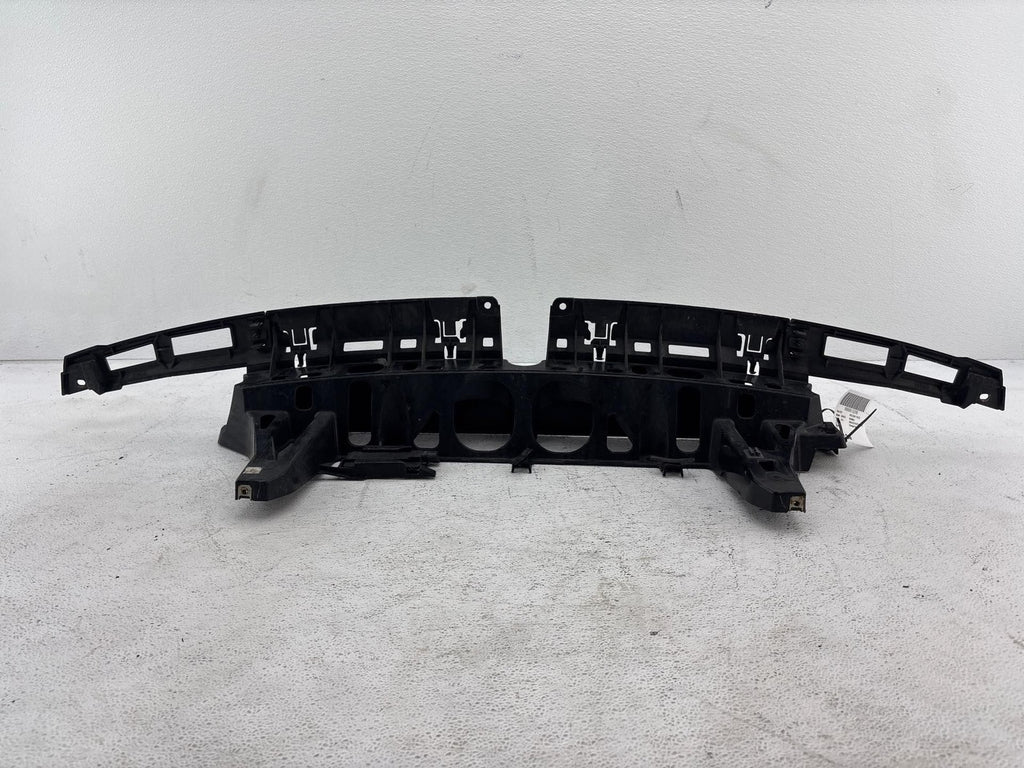 07-13 BMW X5 Rear Center Bumper Mount Bracket W/ Keyless Entry Antenna OEM