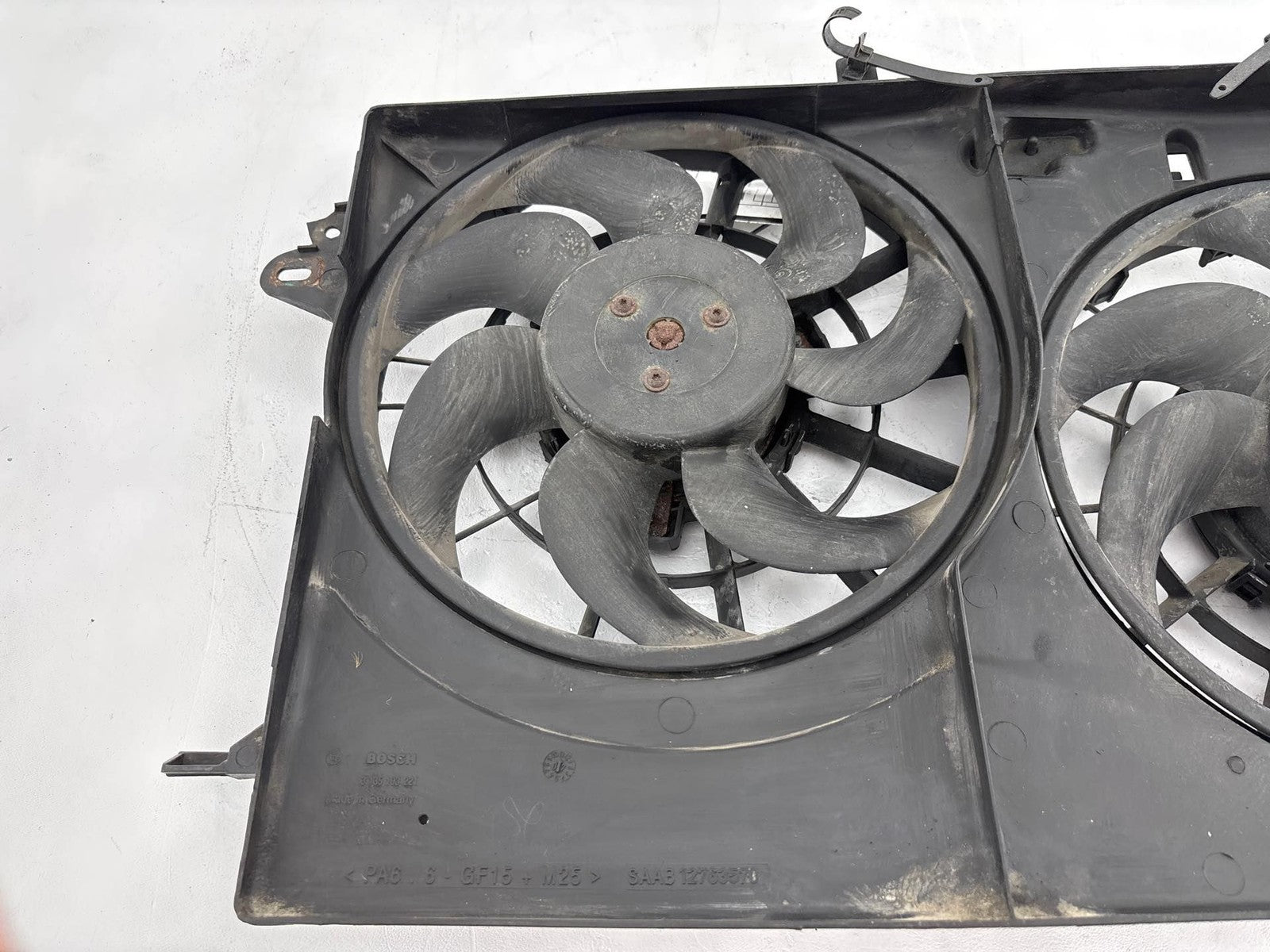1999-2010 Saab 9-5 Aero Radiator Cooling Fan Assembly 2.3L 4 Cylinder Fits