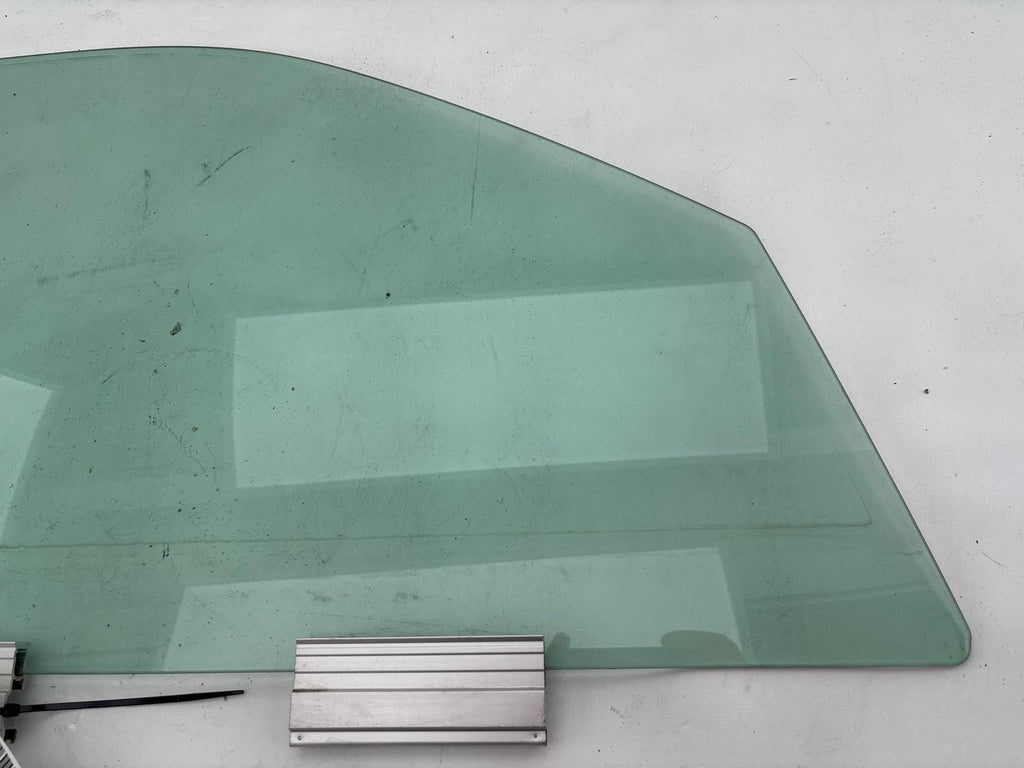 1999 - 2010 Saab 9-5 Glass Window Door Passenger Right Side Rh Front Oem