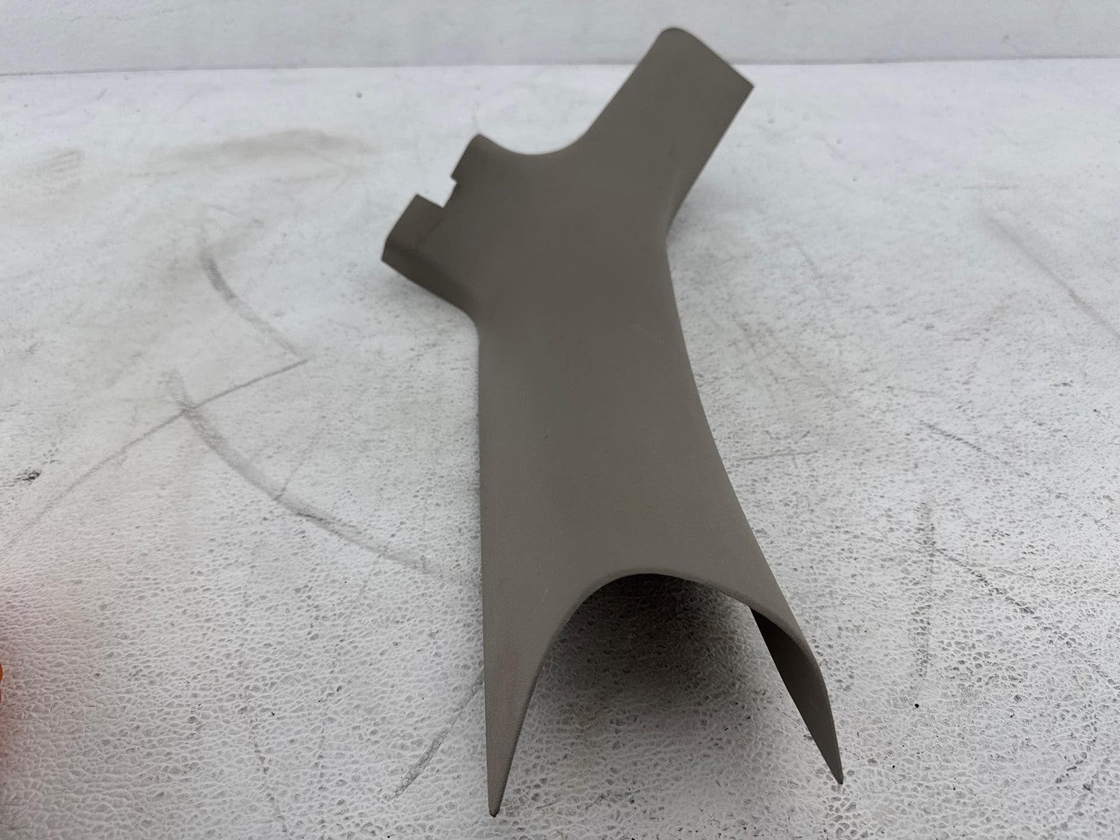 2000 Saturn S Series Sw Rear Left C Pillar Trim Oem