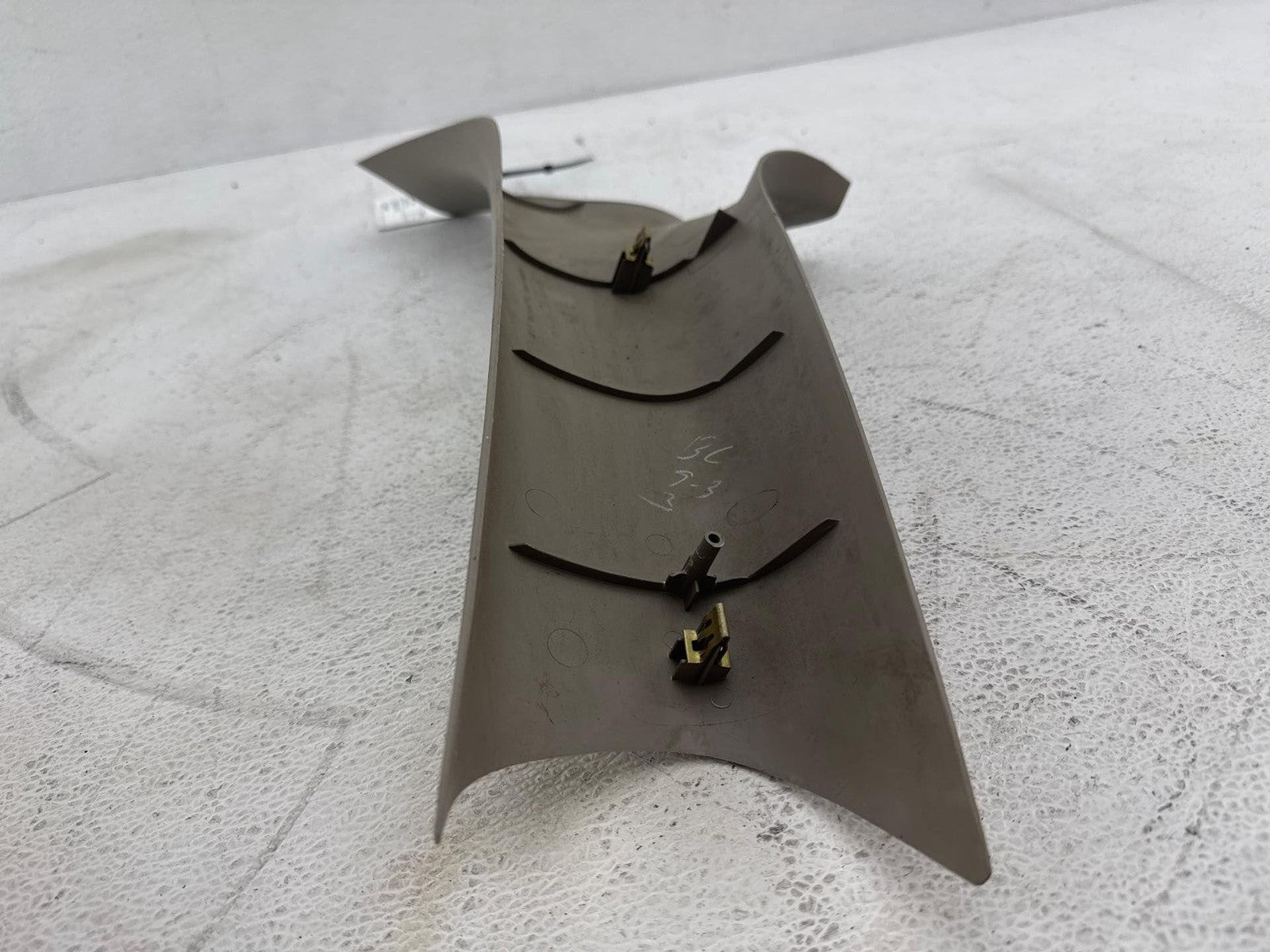 2000 Saturn S Series Sw Rear Left C Pillar Trim Oem