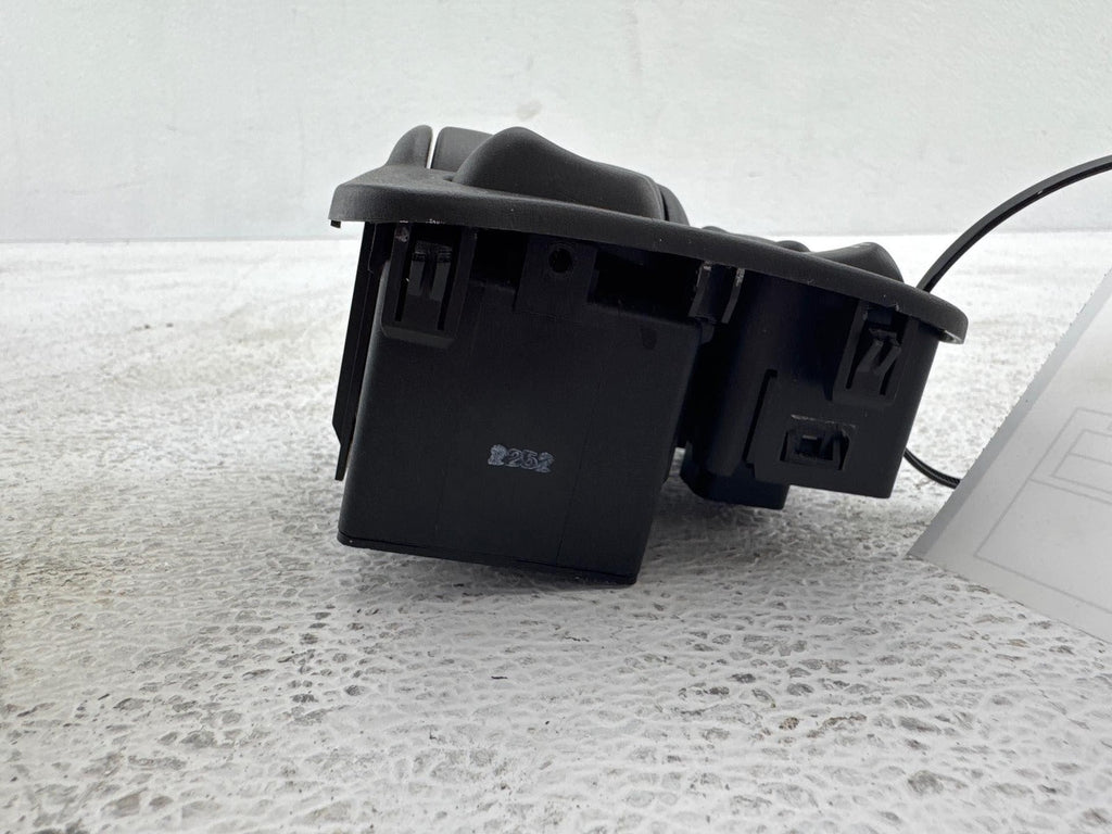 00-02 Saturn Sw2 Front Left Right Door Rear View Mirror Control Switch Oem
