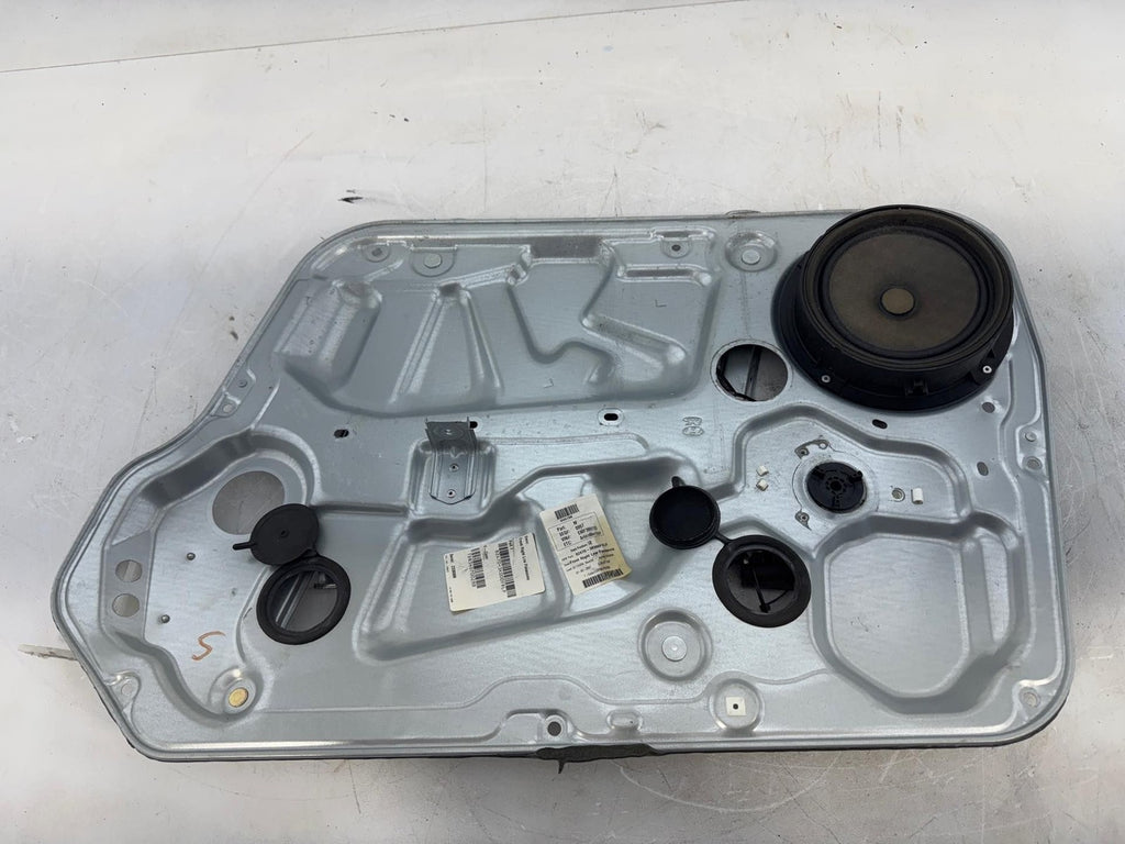 06-10 HYUNDAI SONATA FRONT RIGHT DOOR WINDOW REGULATOR AND MOTOR ASSEMBLY OEM