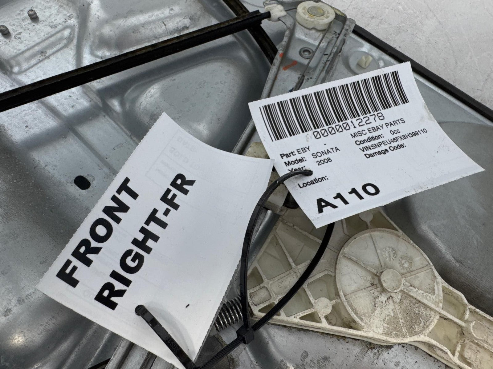 06-10 HYUNDAI SONATA FRONT RIGHT DOOR WINDOW REGULATOR AND MOTOR ASSEMBLY OEM