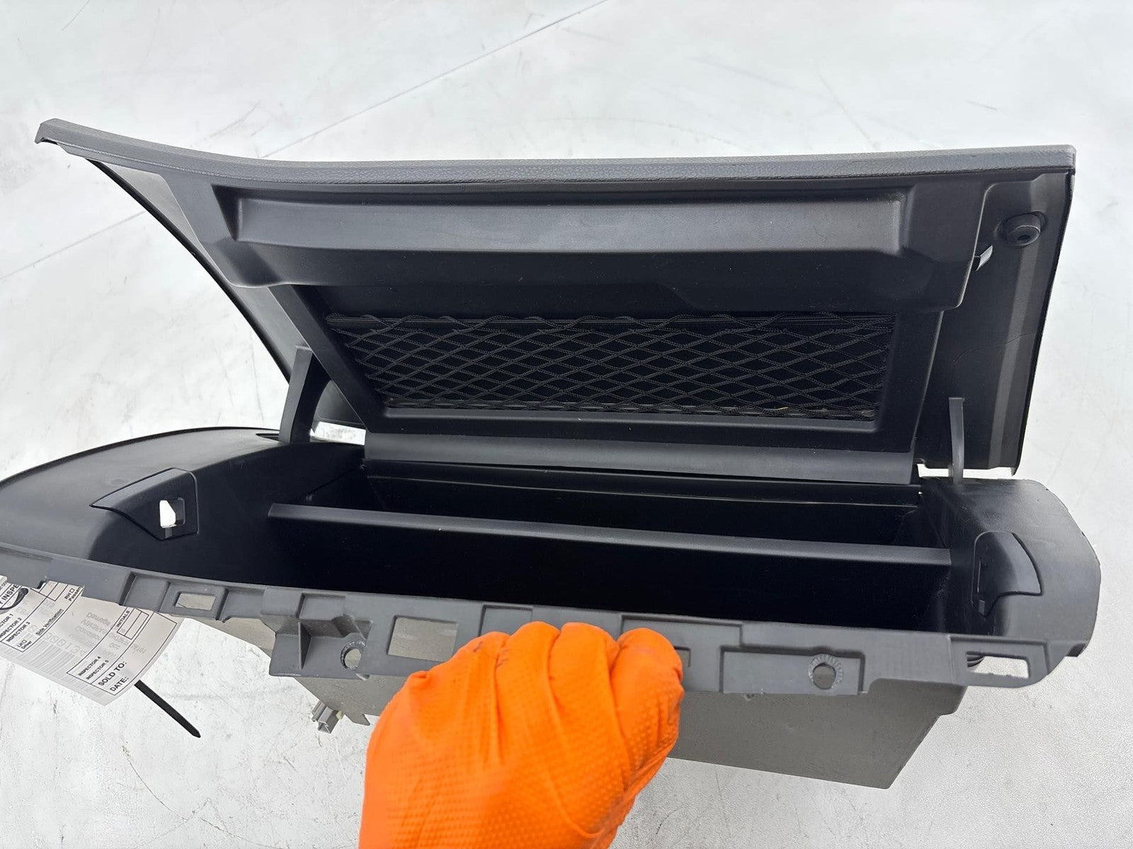 13-16 FORD FUSION Glove Box