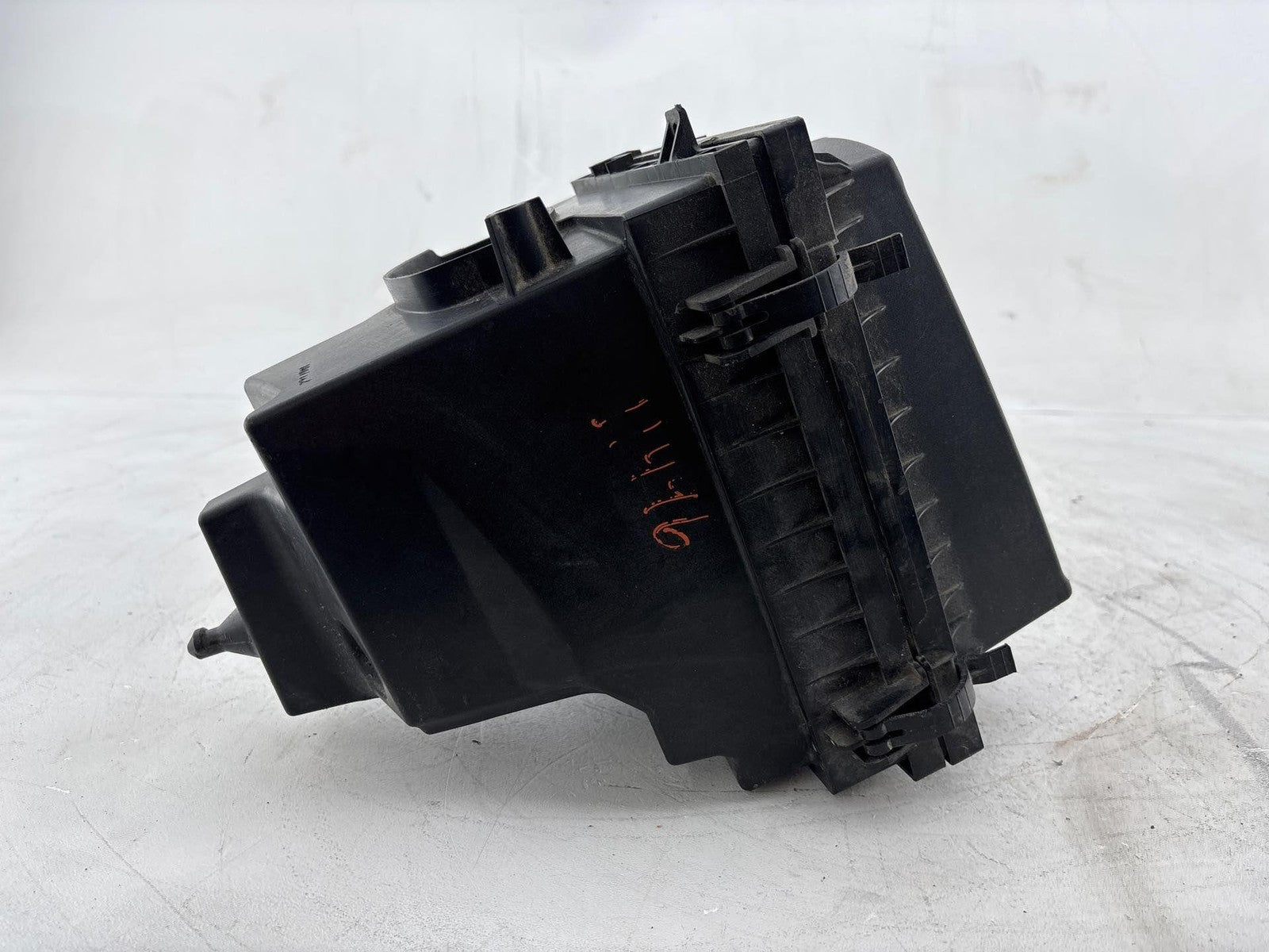 13-16 Ford Fusion 2.5 Oem Upper Air Breather Cleaner Box Intake Assembly