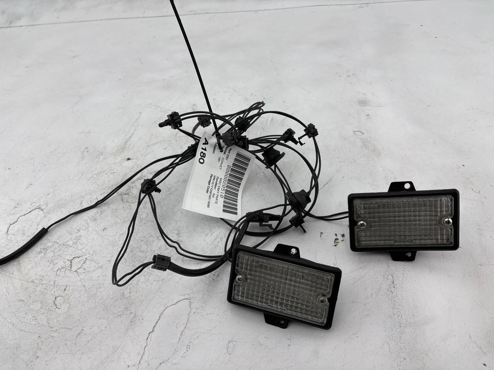 1991-1996 Chevrolet Corvette Rear Bumper Left & Right Back-Up Lamp Set Oem