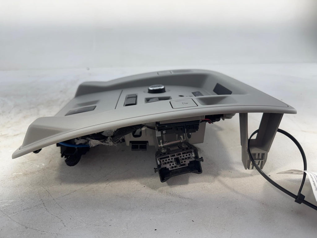 15-20 GMC Yukon XL Overhead Roof Center Console Map Dome Lamps OEM 84084118