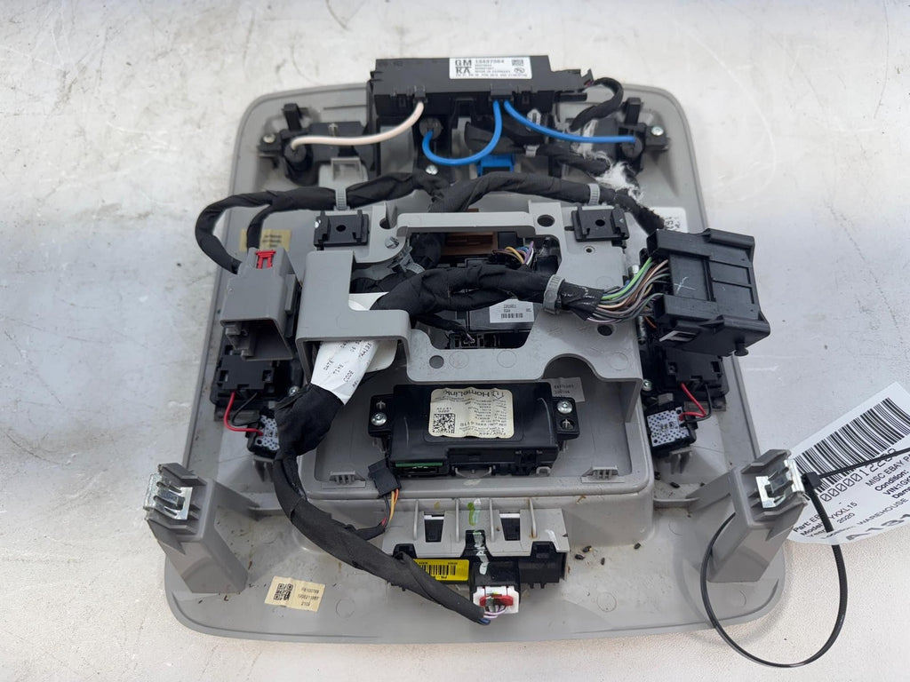 15-20 GMC Yukon XL Overhead Roof Center Console Map Dome Lamps OEM 84084118