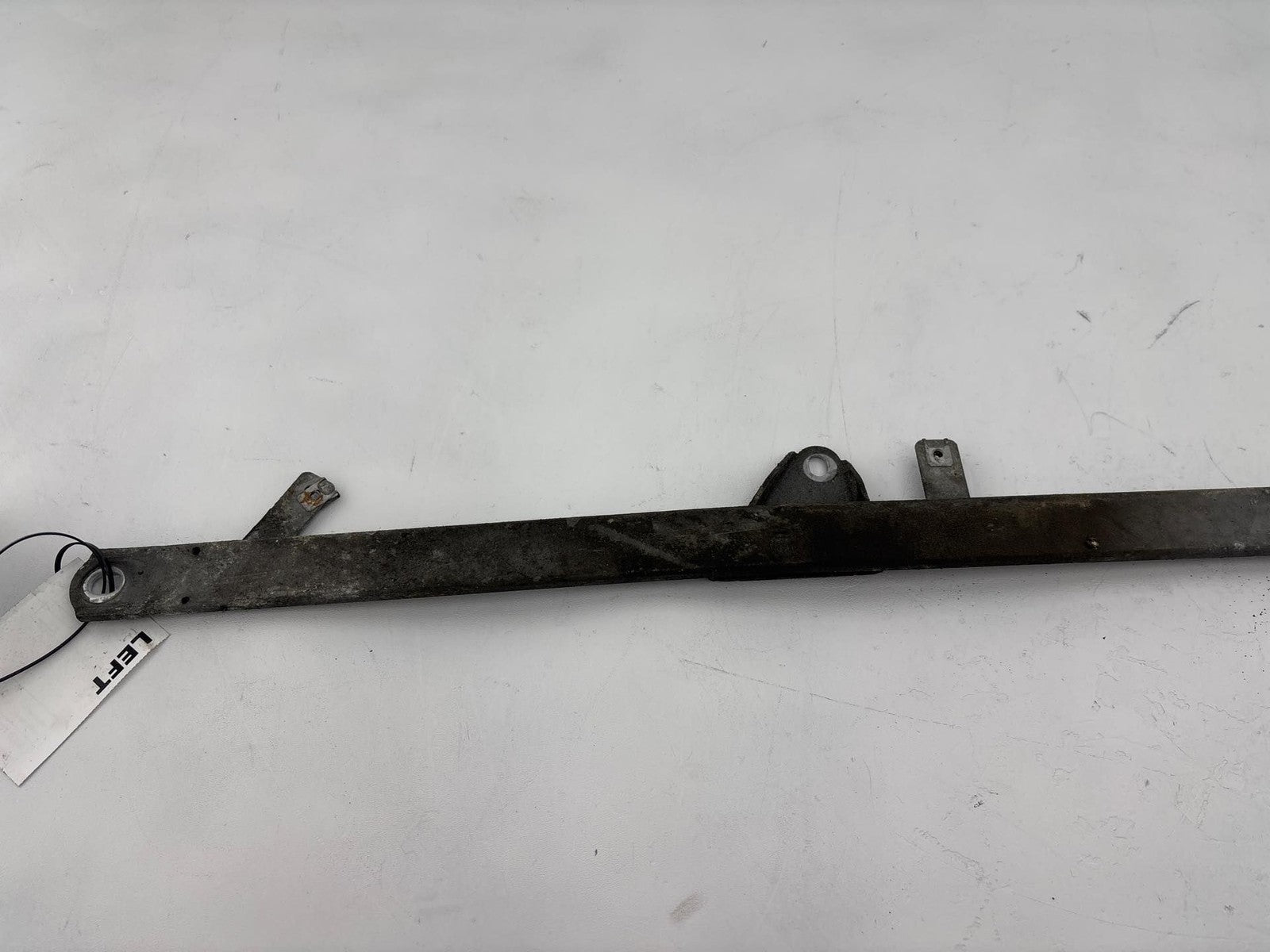 08-13 BMW 135i FRONT LEFT V-BRACE PULL ROD SUB FRAME STRUT BAR OEM