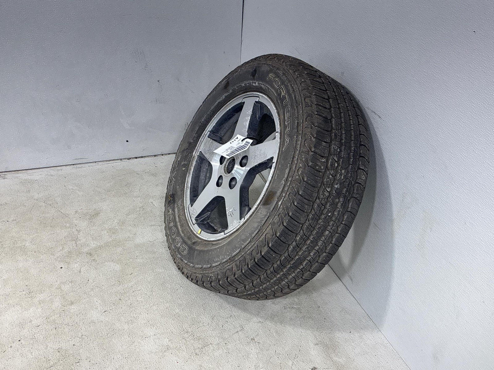 05-07 Jeep Grand Cherokee Spare Tire Wheel 245/65 R17 105S Rim 17x7.5