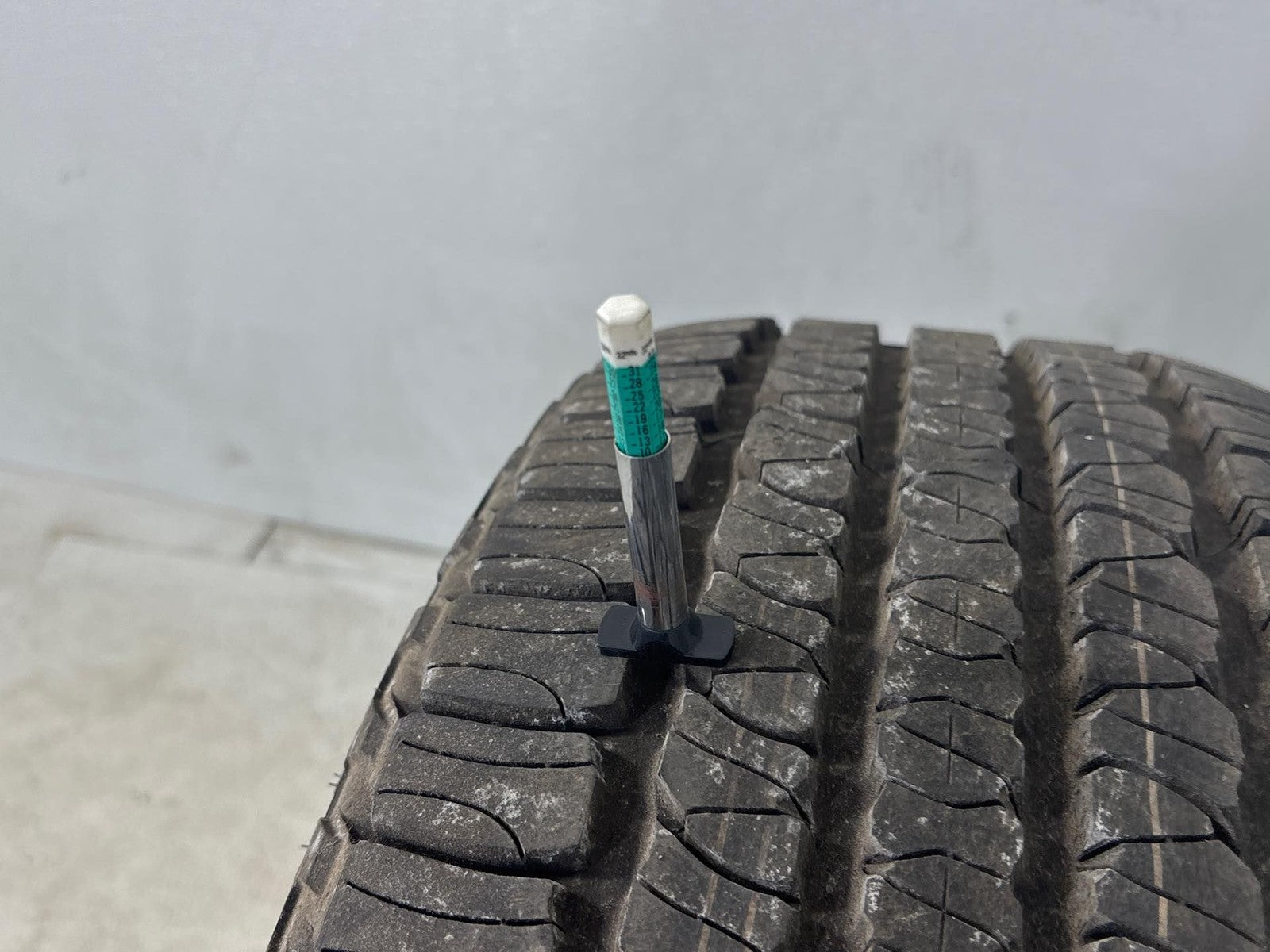 05-07 Jeep Grand Cherokee Spare Tire Wheel 245/65 R17 105S Rim 17x7.5