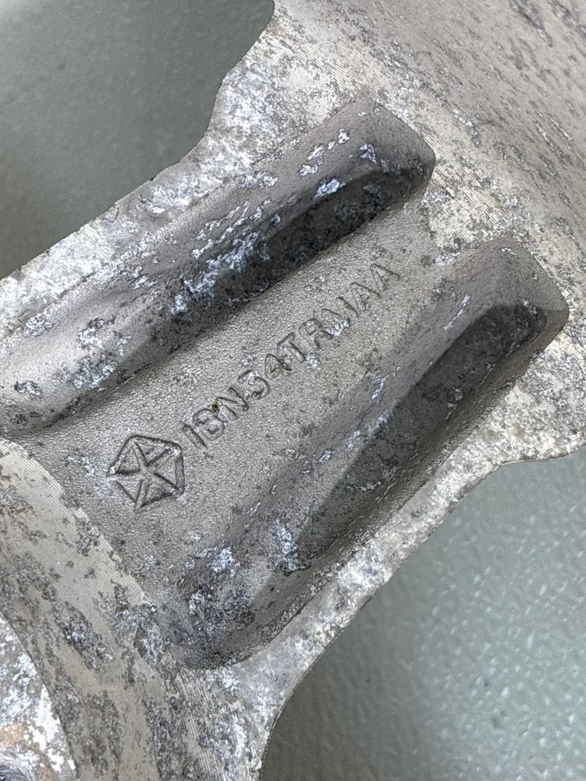 05-07 Jeep Grand Cherokee Spare Tire Wheel 245/65 R17 105S Rim 17x7.5