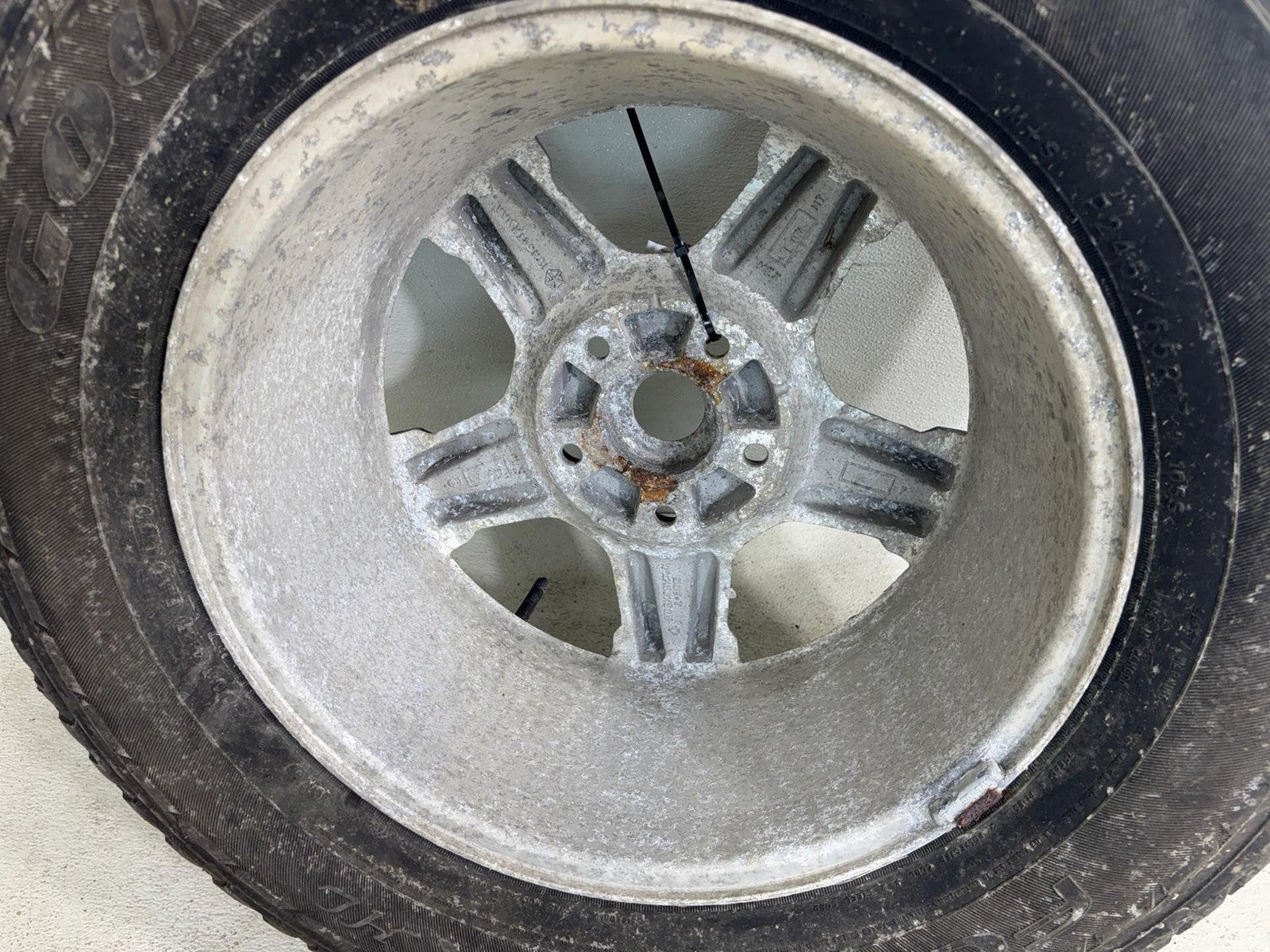 05-07 Jeep Grand Cherokee Spare Tire Wheel 245/65 R17 105S Rim 17x7.5