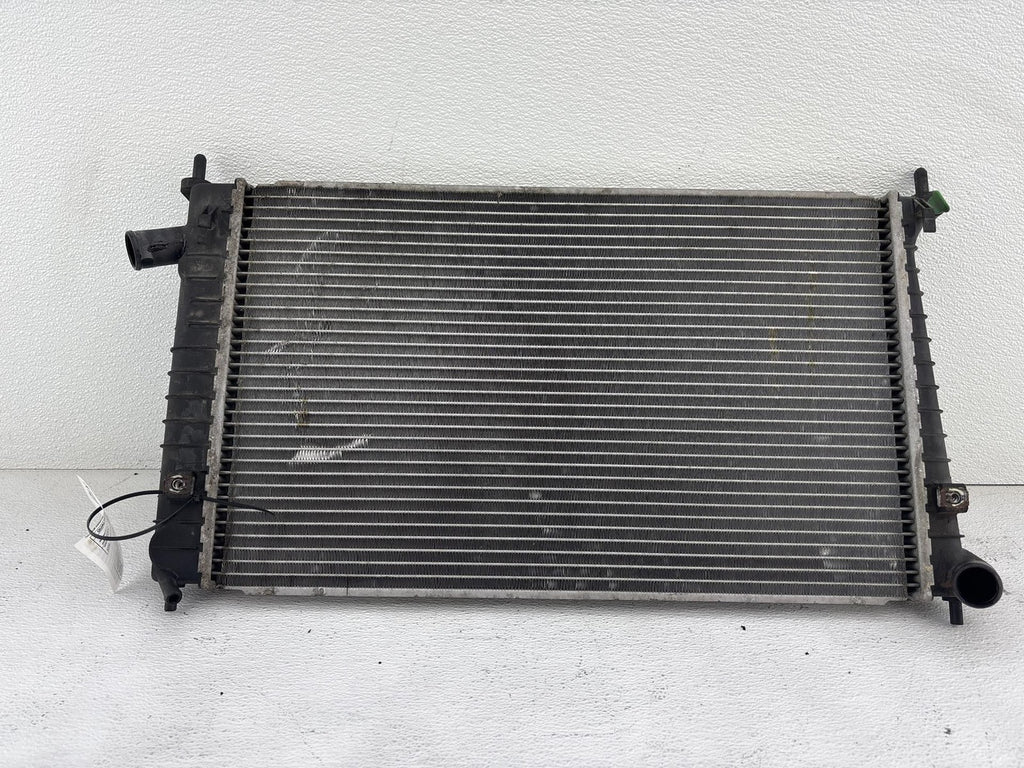 02-09 Saab 9-5 4cyl Auto Radiator OEM