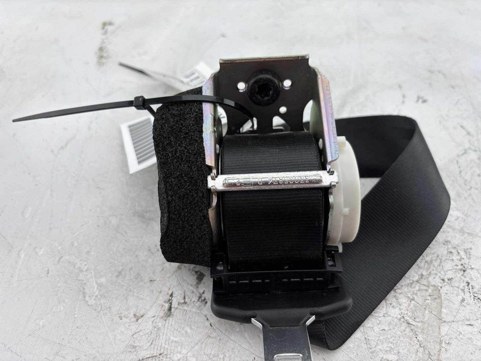 16-18 Ford Focus Rs Rear Right Seat Belt Oem