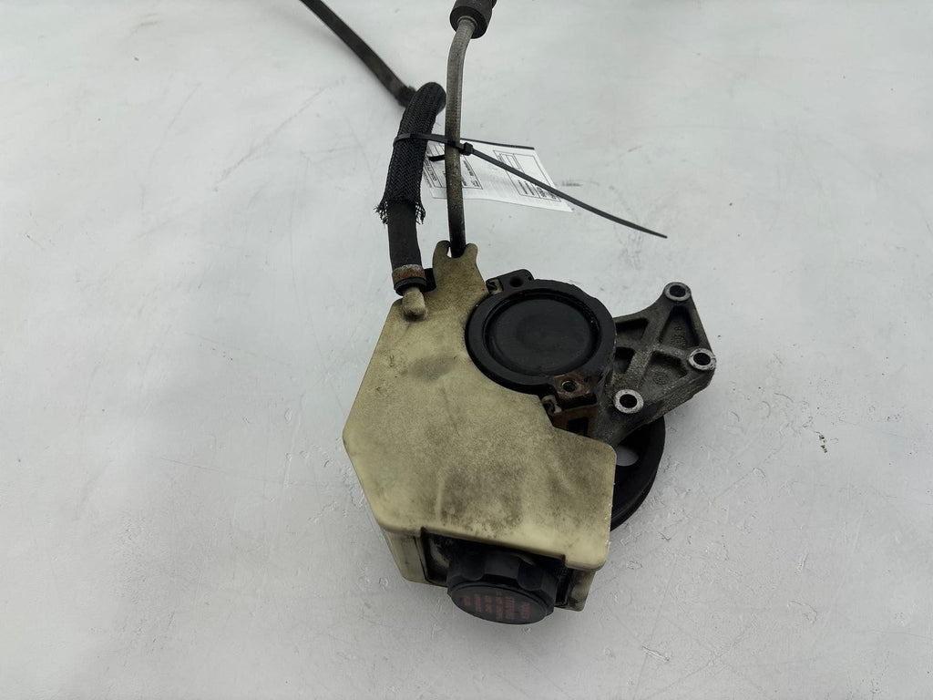 2000-2002 Saturn Sw2 Power Steering Pump W/ Reservoir Oem 21013100