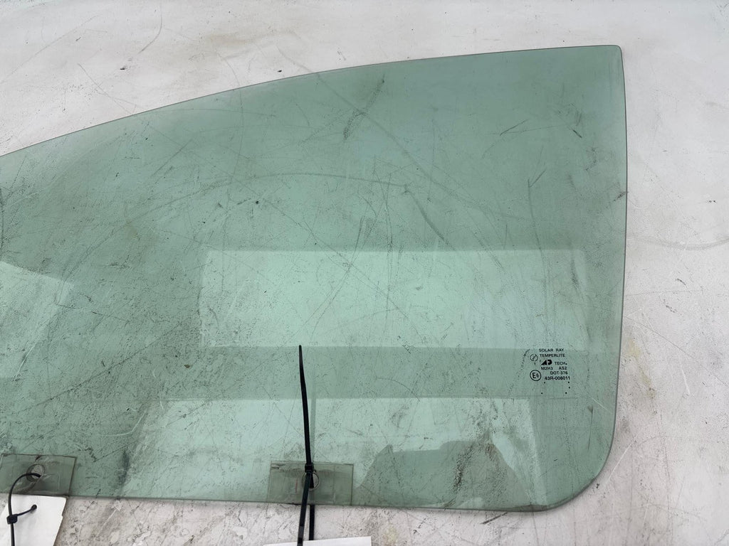 00-02 Saturn Sw2 Front Driver Side Door Window Glass