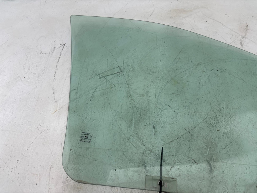 00-02 Saturn Sw2 Front Driver Side Door Window Glass